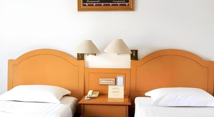 Hotel Marcopolo Bandar Lampung Exterior photo